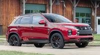 三菱 アウトランダー スポーツ（ RVR に相当）