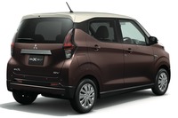 三菱eKクロスEV