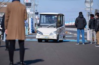 CiKoMA(サイコマ)は歩車共存エリアを通行するため、常に歩行者の行動を把握しながら走行する