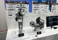 大型トラック用セミドライステアリングシステム（左）と小型商用車向け48Vフルドライステアリングシステム