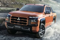 三菱トライトン新型