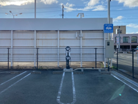 公共施設に設置されたテラチャージのEV充電器