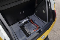 日産 マーチ試作車に搭載されたジヤトコの超小型eアクスル（コンセプトモデル）