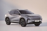 中国の神龍汽車が新たな新エネルギー車ブランド「HEDMOS示界」を立ち上げ
