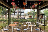 三菱自動車グループがインドネシア北ジャカルタ市の小学校に屋外学習センターを建設