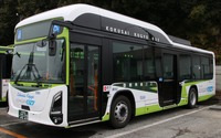 国際興業が国産初のBEV大型路線バスのいすゞ『エルガEV』を導入