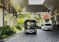 WeRideがシンガポールのリゾートワールドセントーサ（RWS）で完全無人運転のロボバス運行を開始
