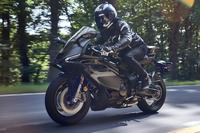 ヤマハ YZF-R9 ABS