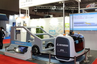 三菱重工機械システムの車両搬送ロボット（ジャパンモビリティショー2025）