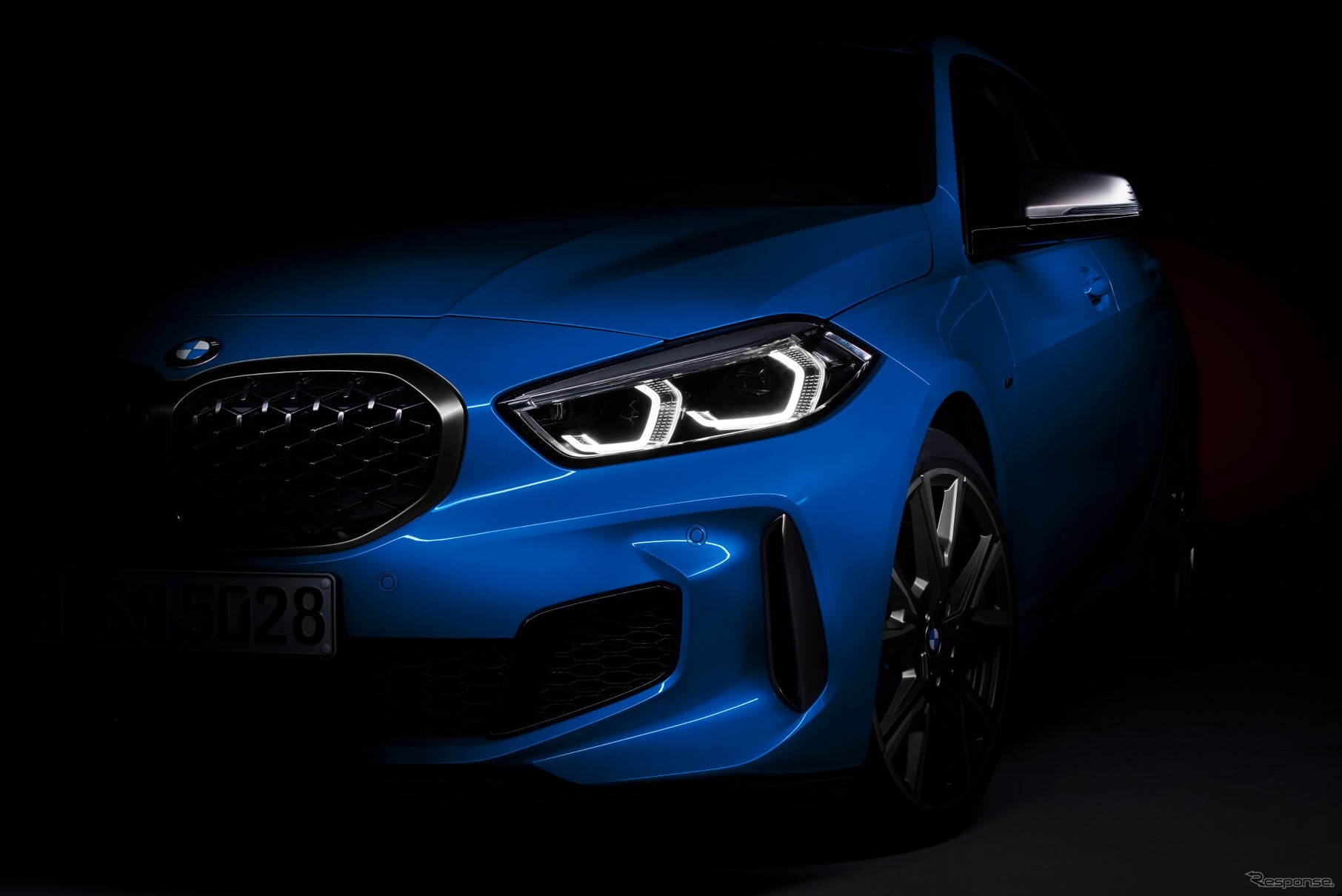 BMW 1シリーズ 新型のティザーイメージ