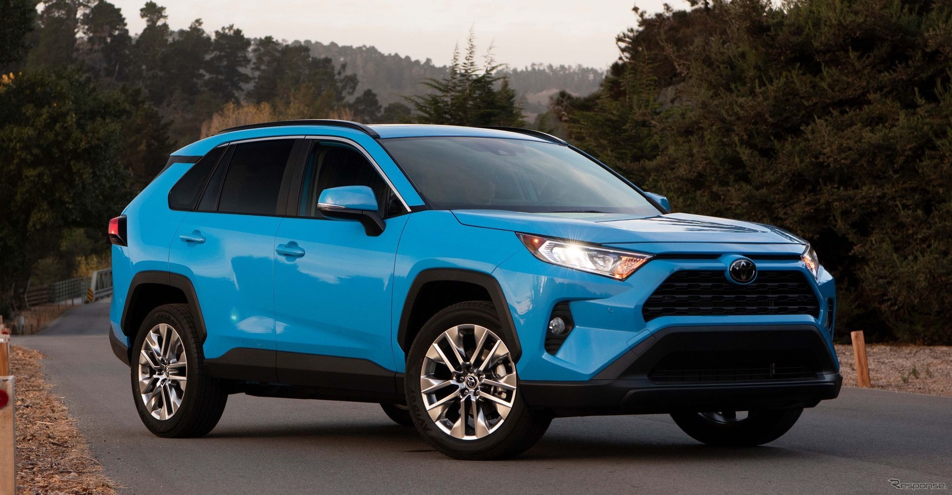 トヨタRAV4新型（米国仕様）