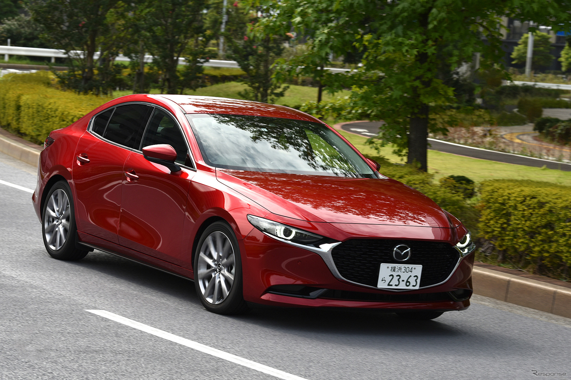 マツダ3新型 セダン（1.8 SKYACTIV-D）