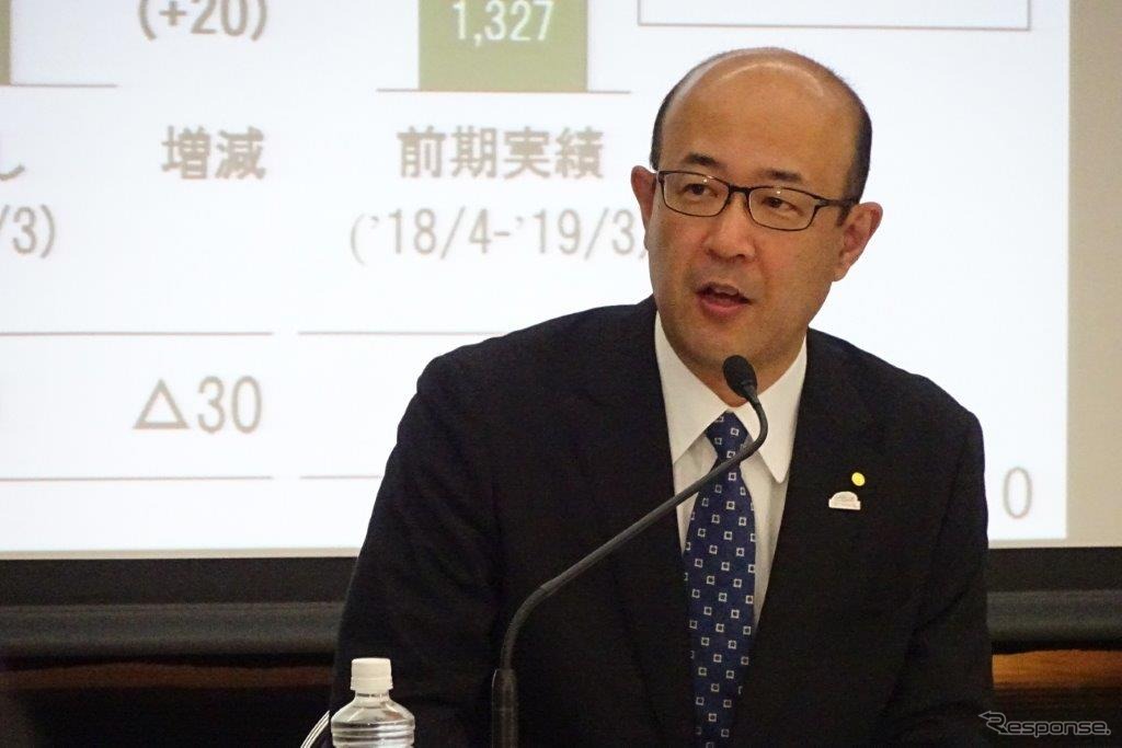 決算を発表する近健太トヨタ執行役員
