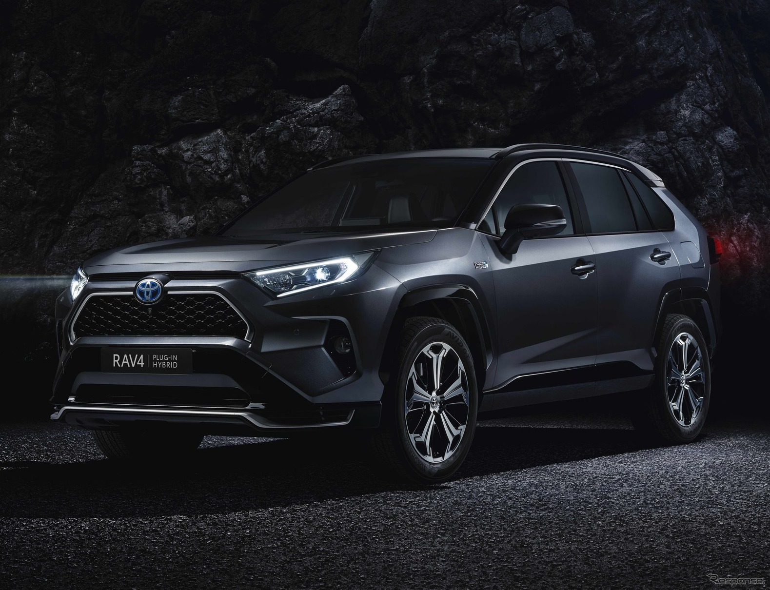 トヨタ RAV4 新型のPHV（欧州仕様）