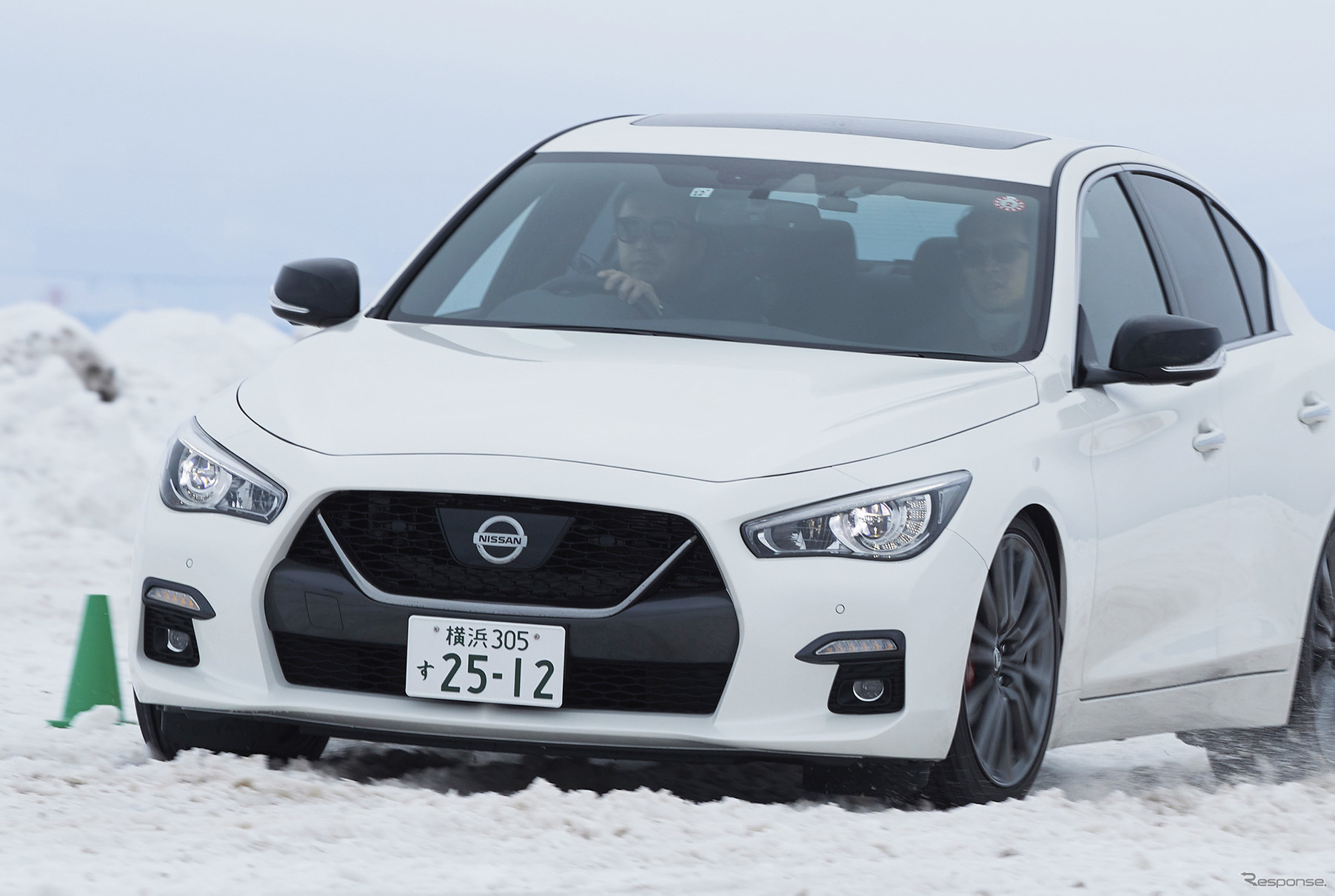 「400R」「Z」そして「GT-R」…日産のスペシャリティ・モデルは雪上でもインテリジェントか