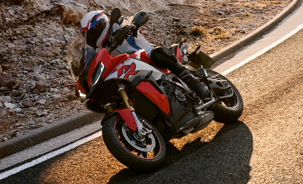 BMW S1000XR