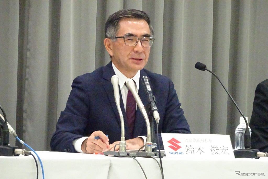 決算を発表するスズキの　鈴木俊宏社長（2019年11月参考画像）