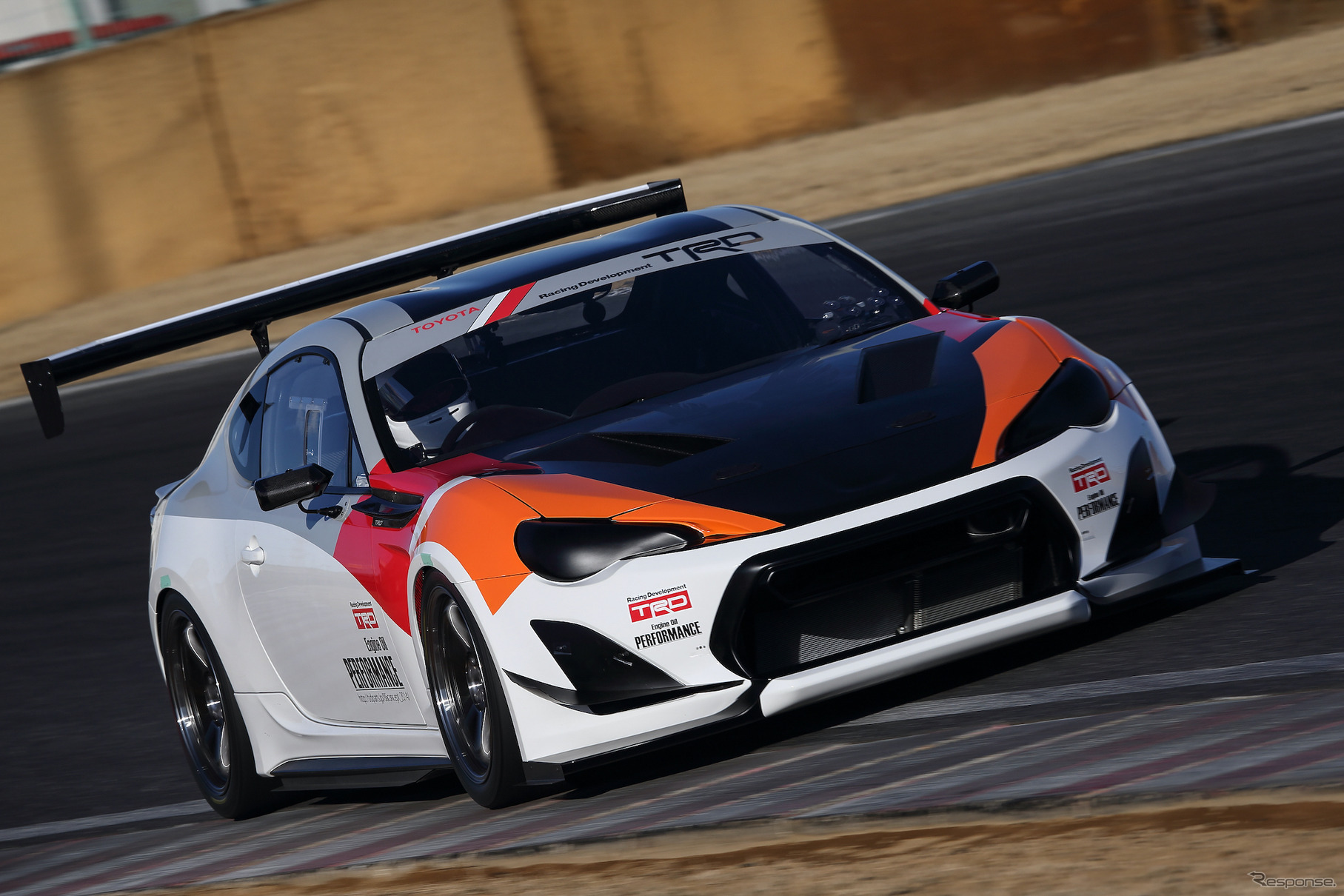86 TRD Griffon Concept 014