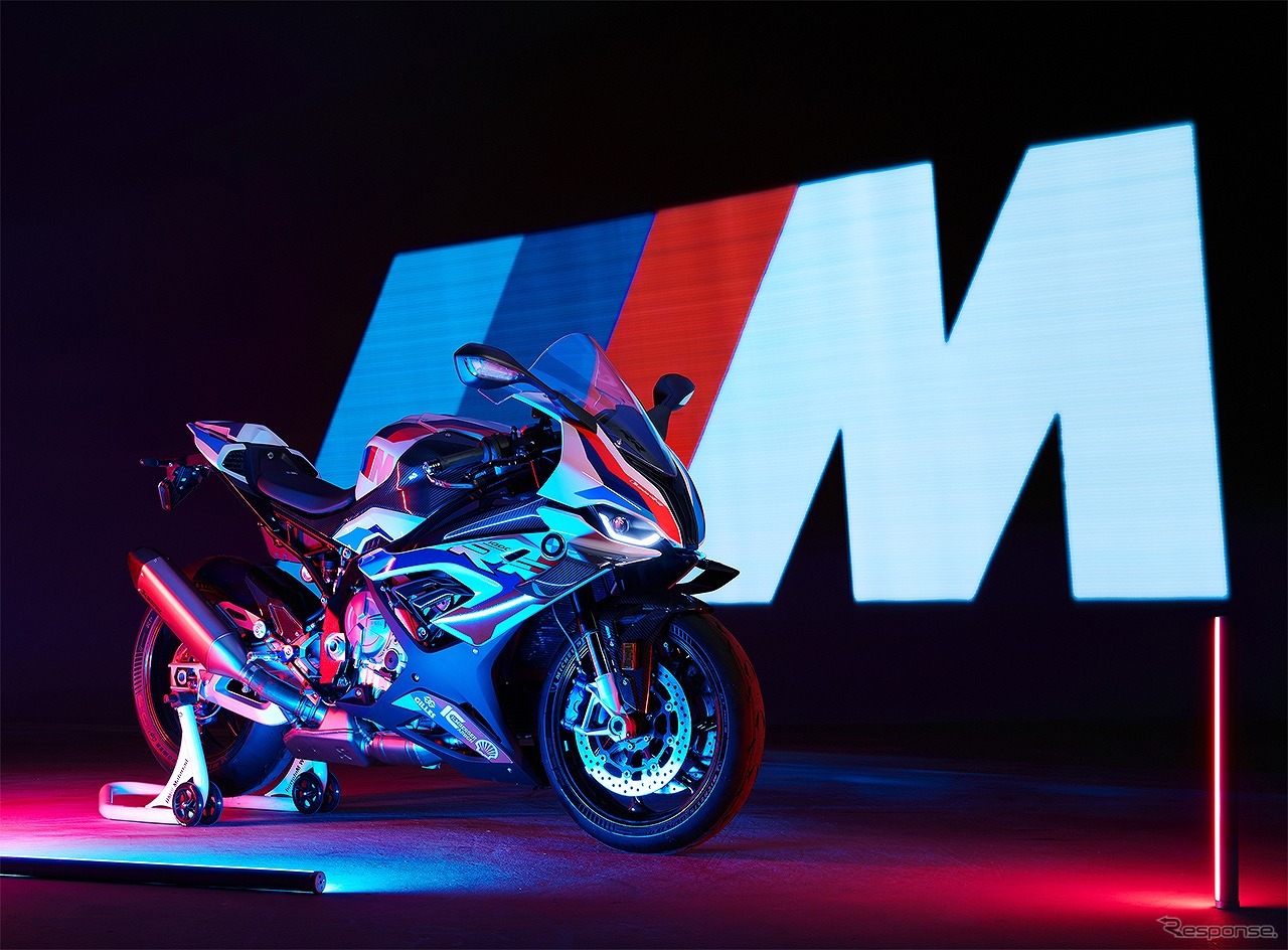 BMW M1000RR