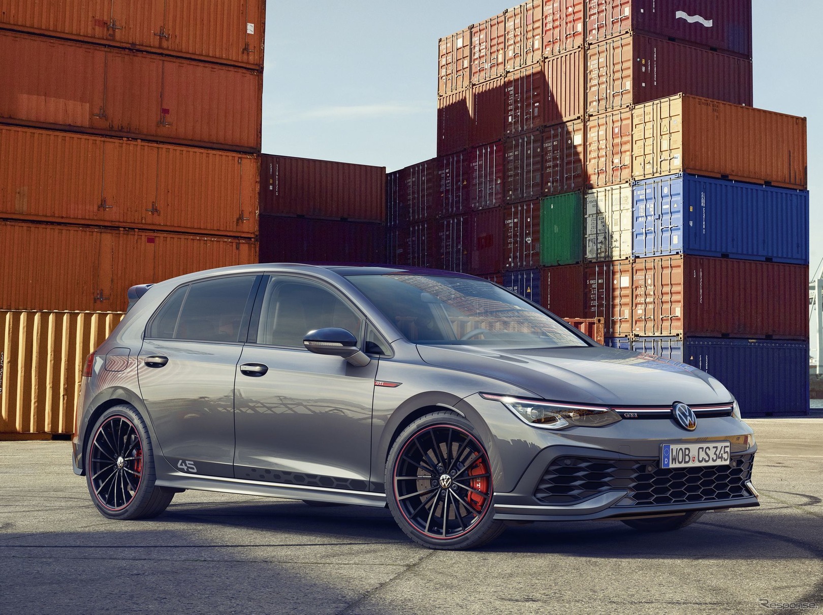 VW ゴルフGTI 新型に「クラブスポーツ45」、初代発売45周年記念車…欧州