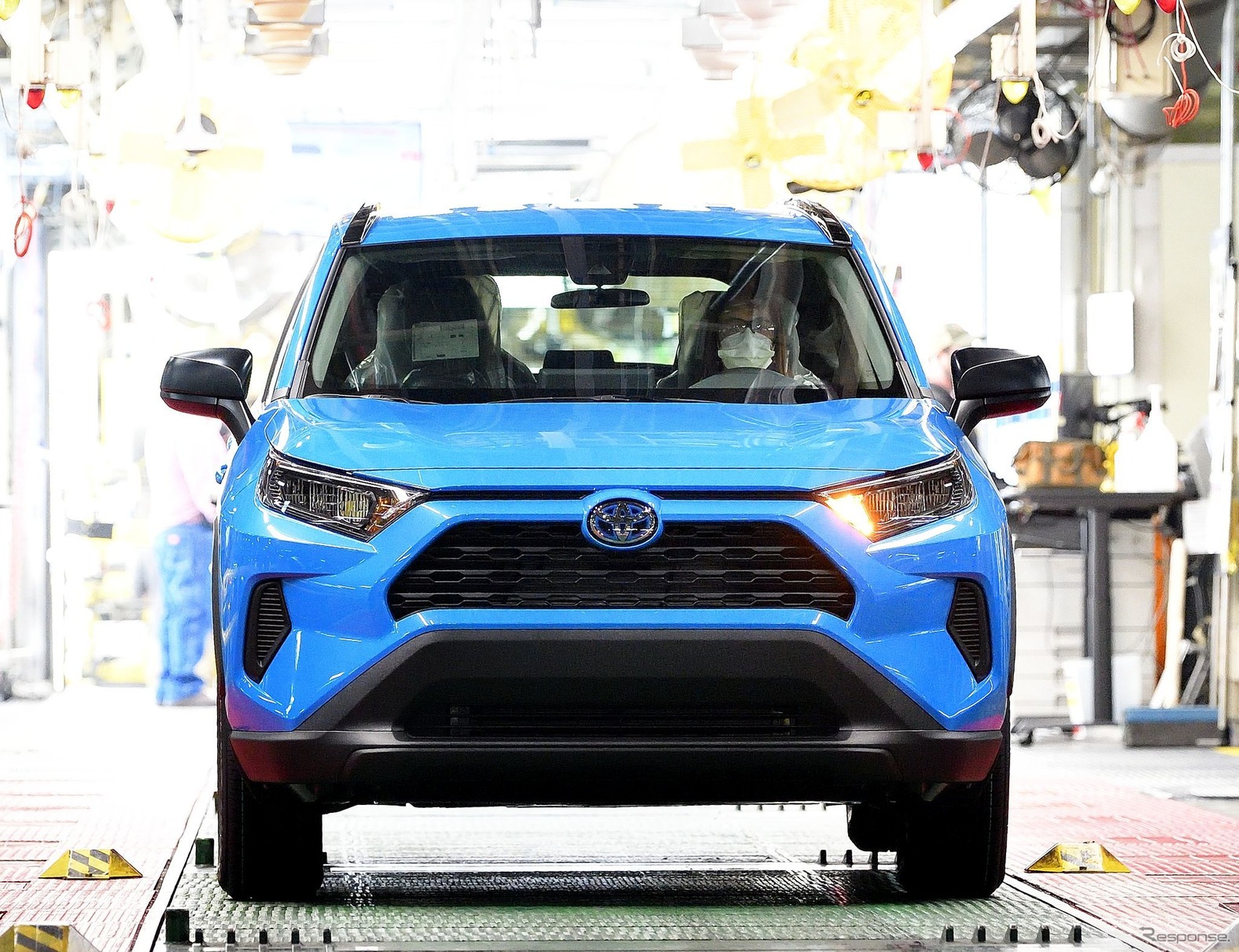 北米初のトヨタ単独工場「TMMK」の生産1300万台となった RAV4 ハイブリッド