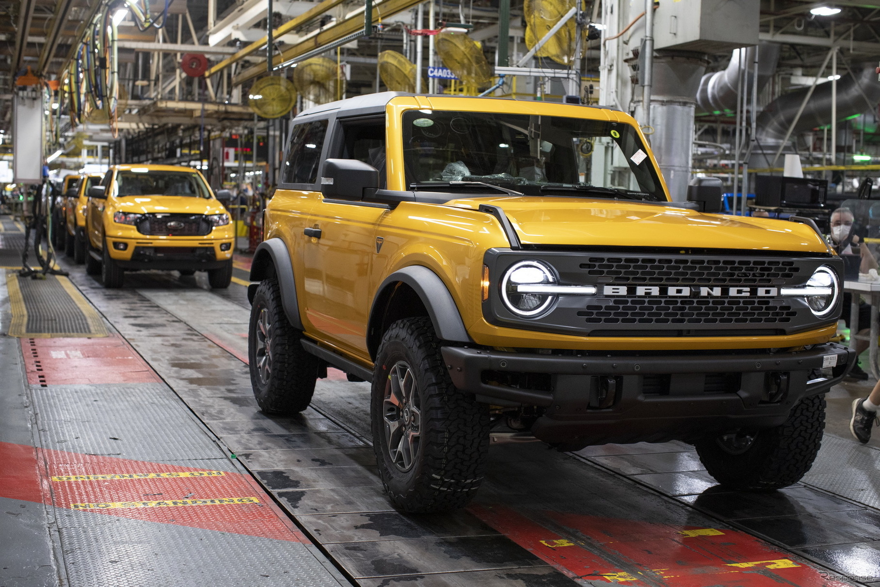 フォード ブロンコ、24年ぶりに復活…新型 生産開始