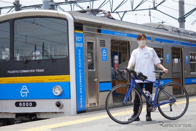 日中に運行される線内発着の普通列車を対象に行なわれる富士急行のサイクルトレイン。