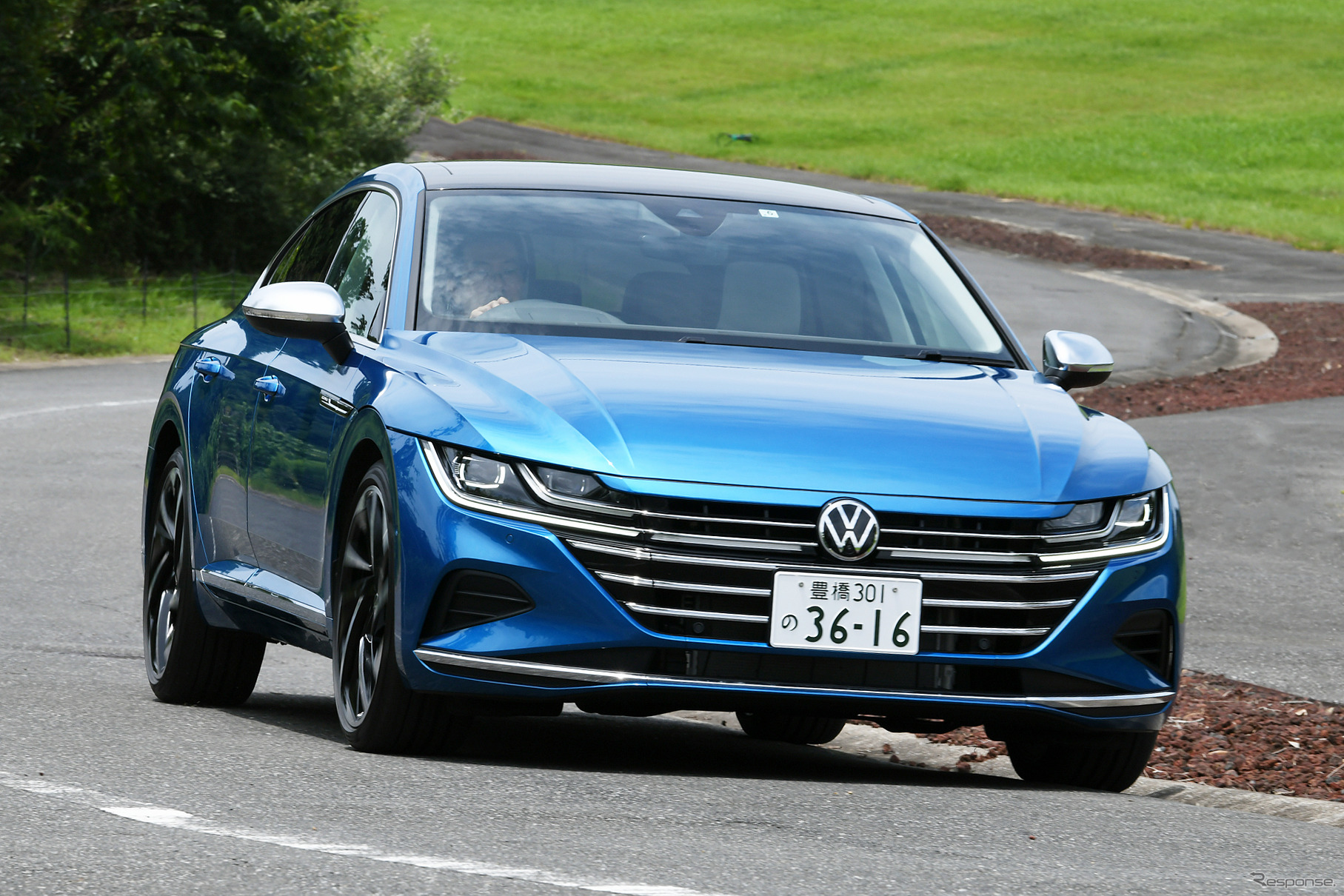 VW アルテオン TSI 4MOTION エレガンス