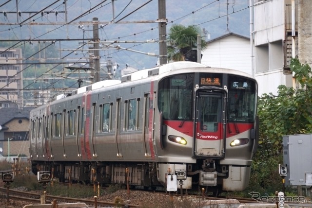 広島エリアで運用されている227系0番台。和歌山エリアの1000番台とともに岡山・備後エリアへの新型車のベースとなるが、デザインや塗色は今後、検討される。