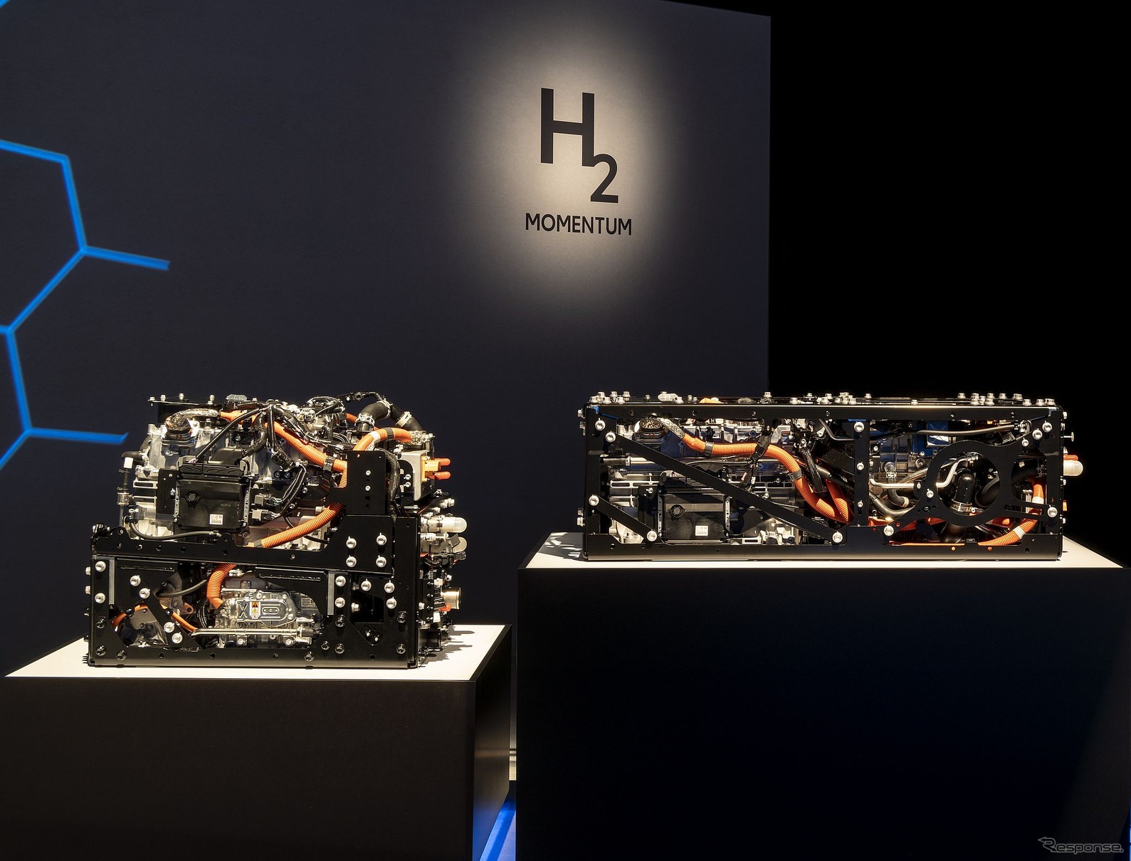 新型 MIRAI 用がベースのトヨタの第2世代燃料電池モジュール