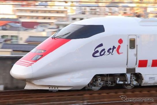 残雪検知システムに使われる新幹線電気軌道総合試験車E926形「East-i」。