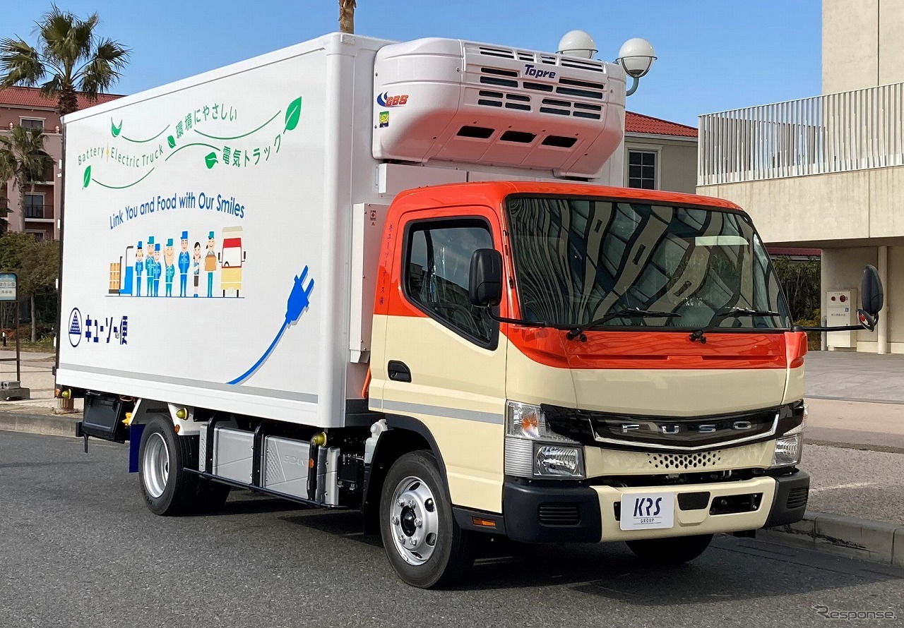 キユーソー流通システムに納車されたeキャンター 庫内乾燥機能付冷凍冷蔵車