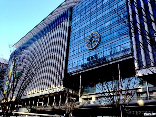 博多駅では2か所の改札口で実施される。