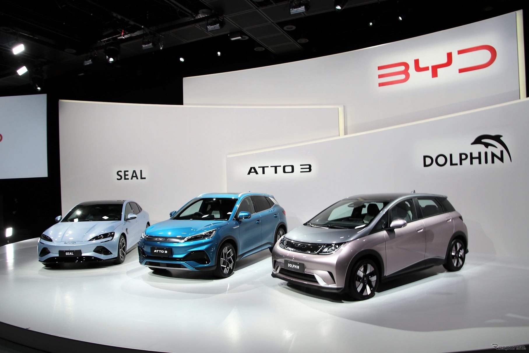 BYD ドルフィン（右）、アット3（中央）、シール（左）