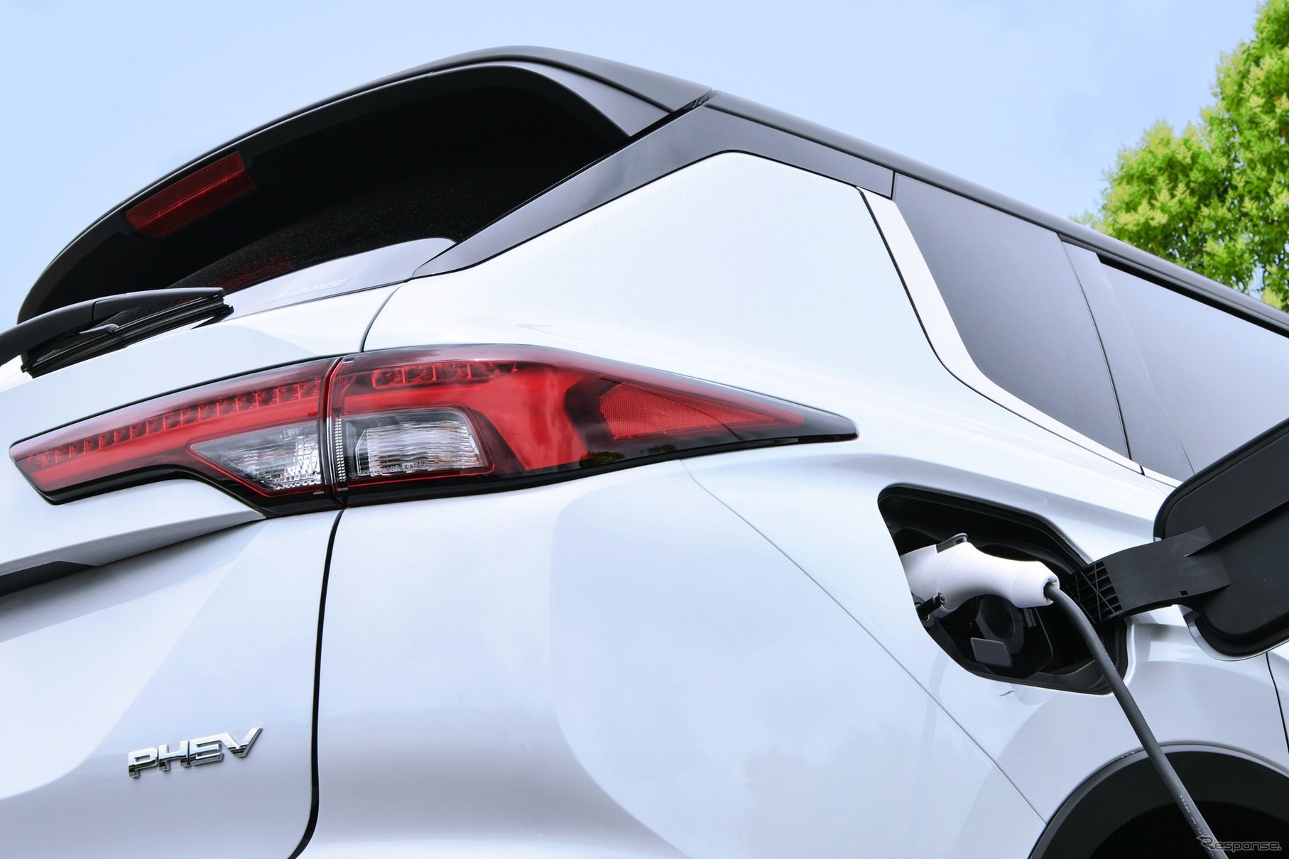 三菱 アウトランダー PHEV 新型