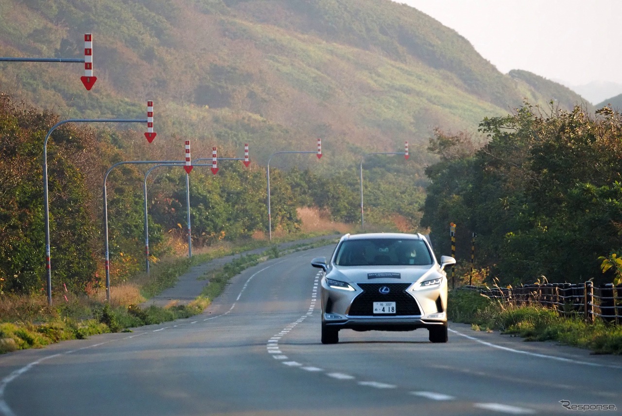 本プロジェクトに用いたAI自動運転システム搭載車両