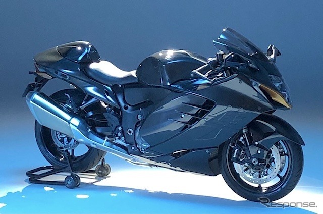 スズキ Hayabusa フルドライカーボンボディキット
