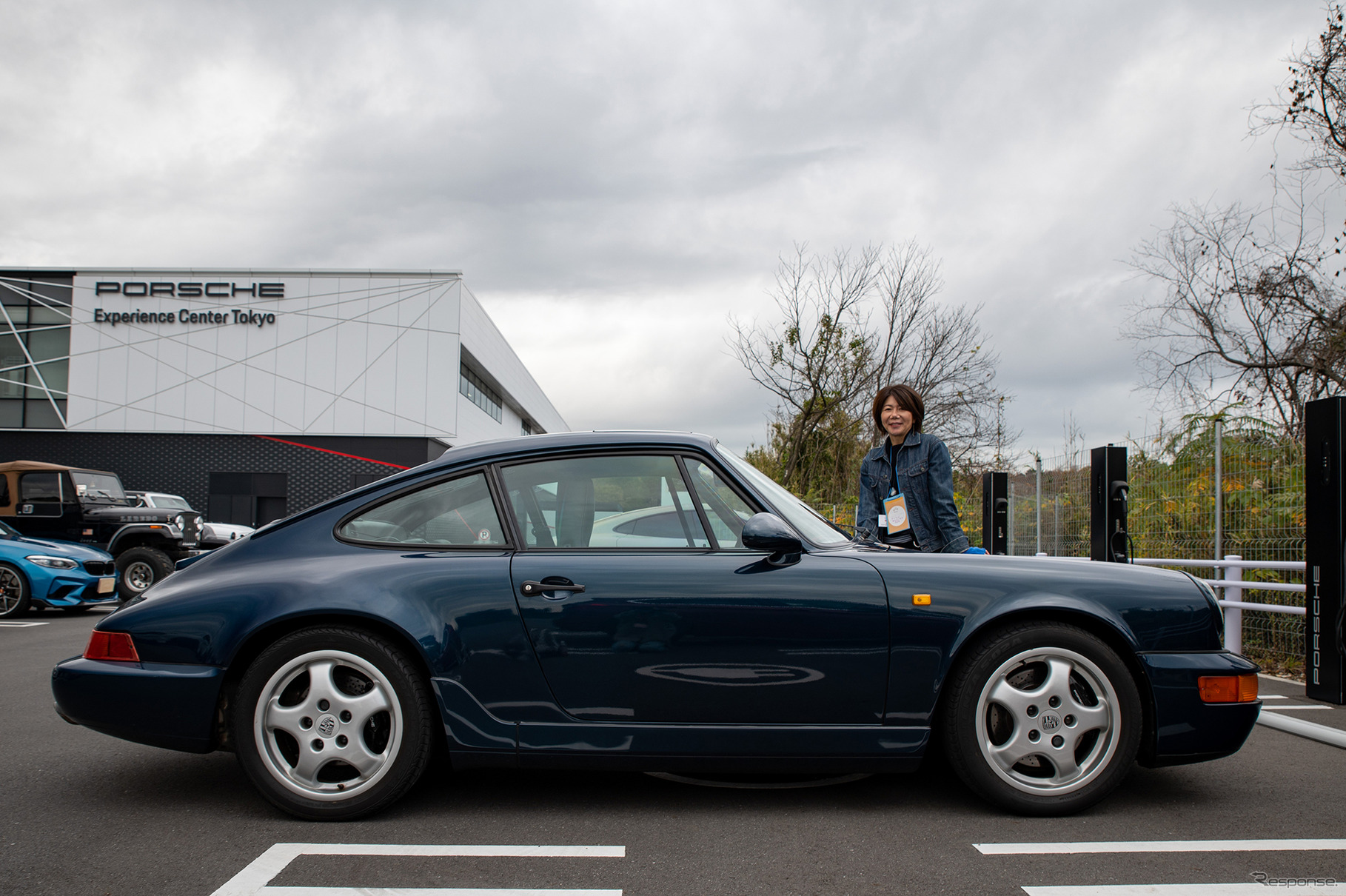 1991年式のポルシェ911カレラ2をお母さまから譲り受けたサフランさん