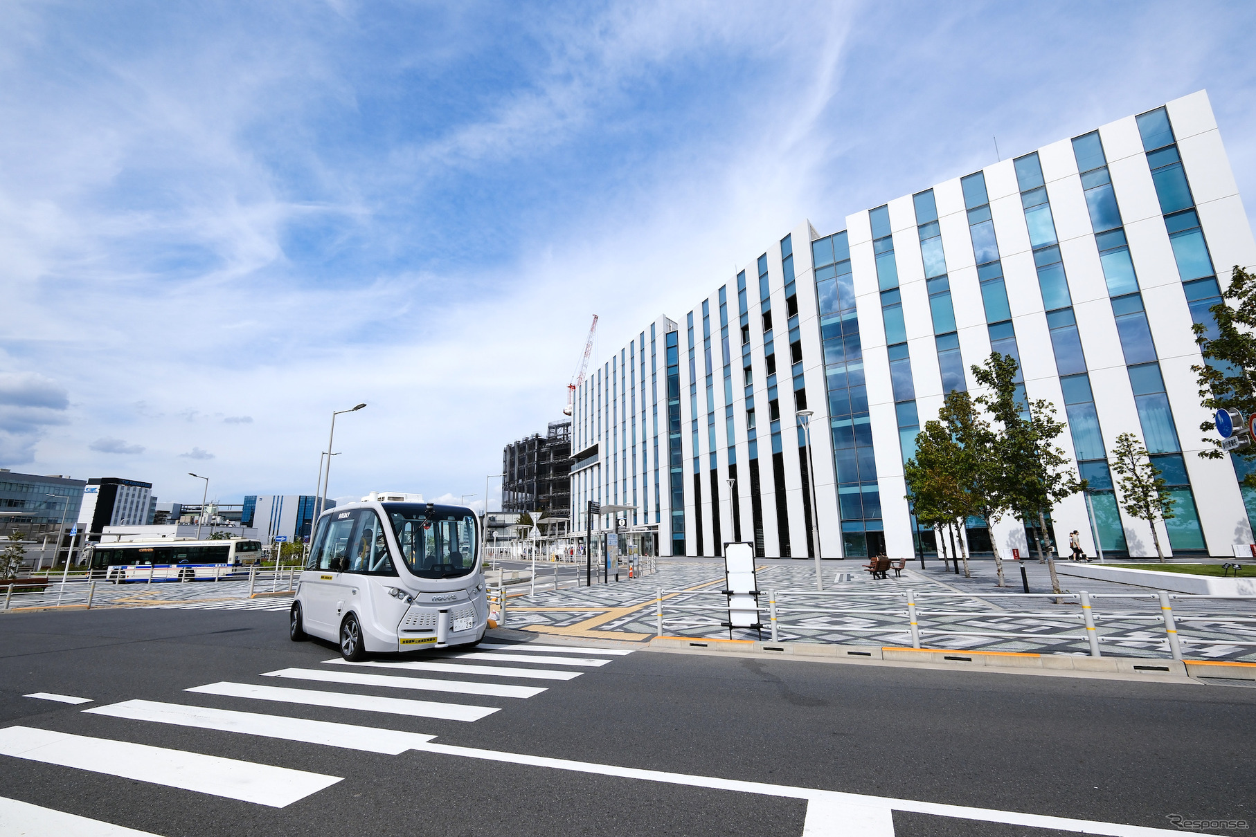 羽田空港周辺を走行する自動運転バス