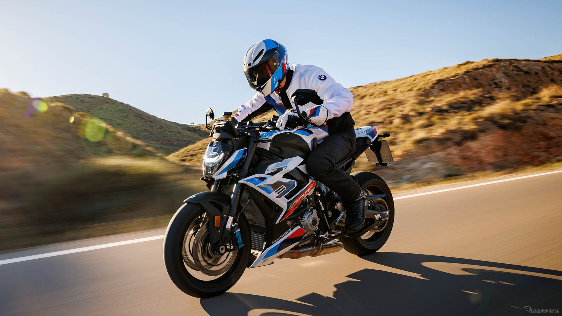 BMW M1000R 新型