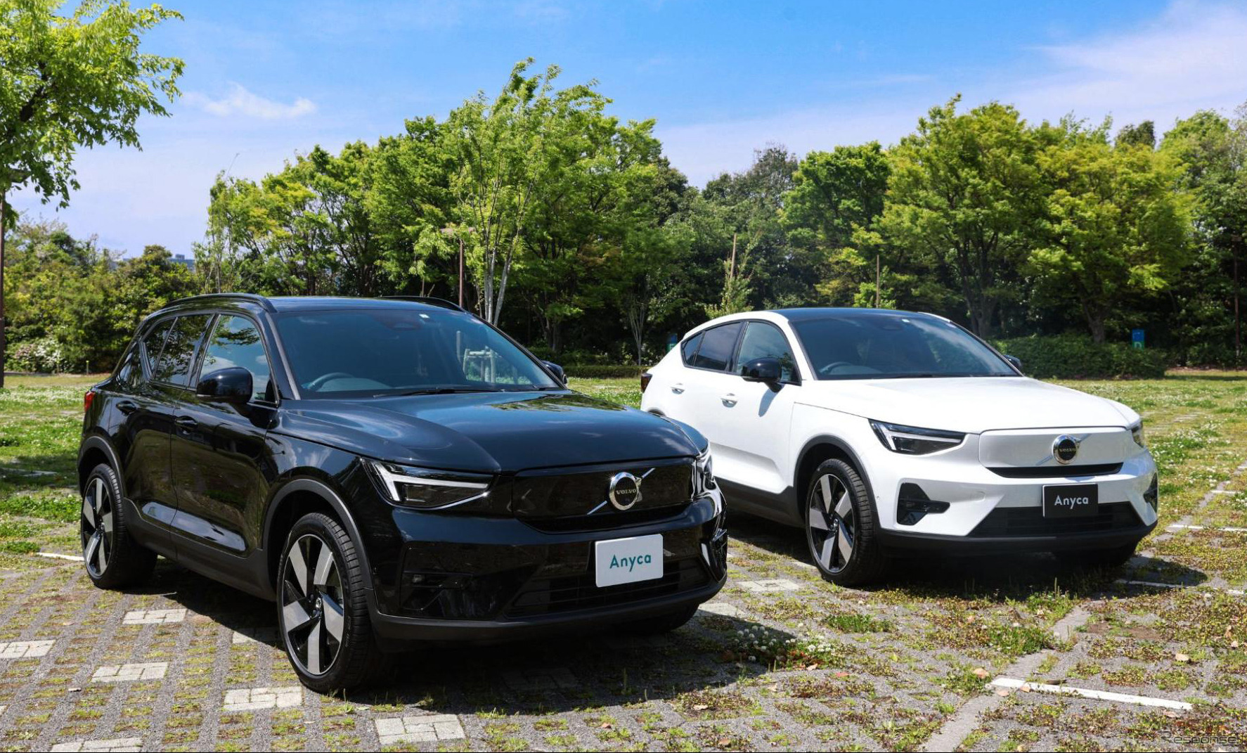 ボルボ XC40リチャージ（左）とC40リチャージ（右）