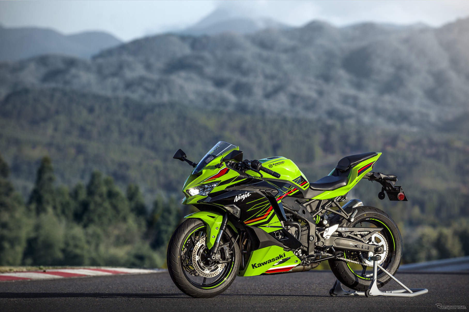 カワサキ Ninja ZX-4RR