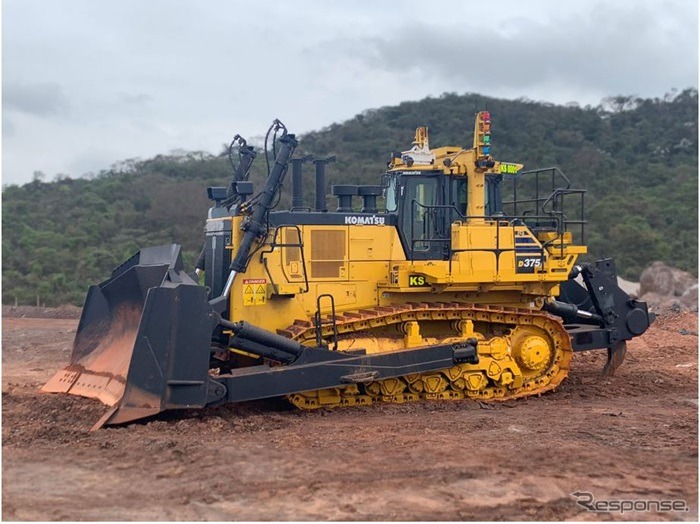 ブラジルのMinas-Rio鉄鉱山で遠隔稼働するブルドーザーD375Ai-8