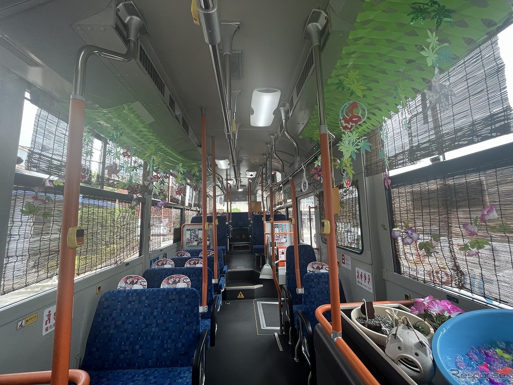 1号車＜中国バス＞　昭和レトロでチュウゴCOOLバス号