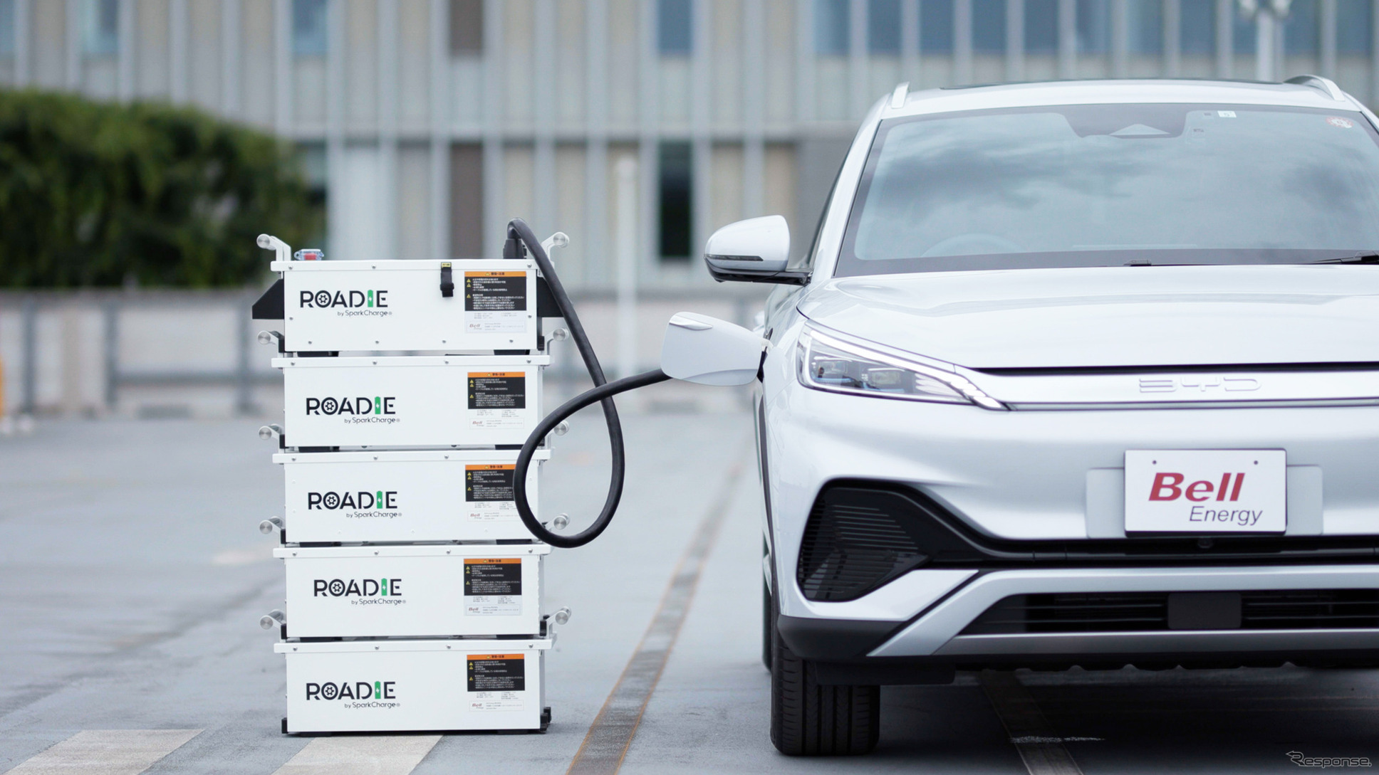 ポータブルEV急速充電器「Roadie V2」