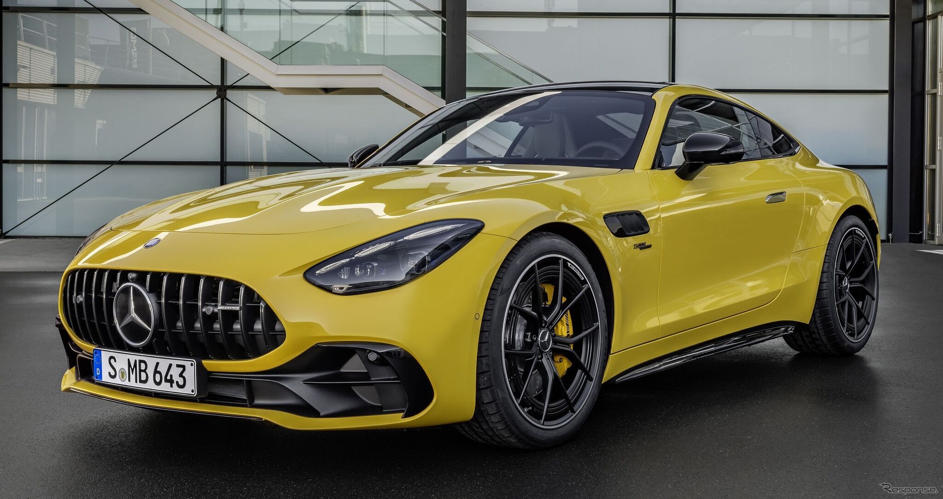 メルセデスAMG GT43 クーペ 新型