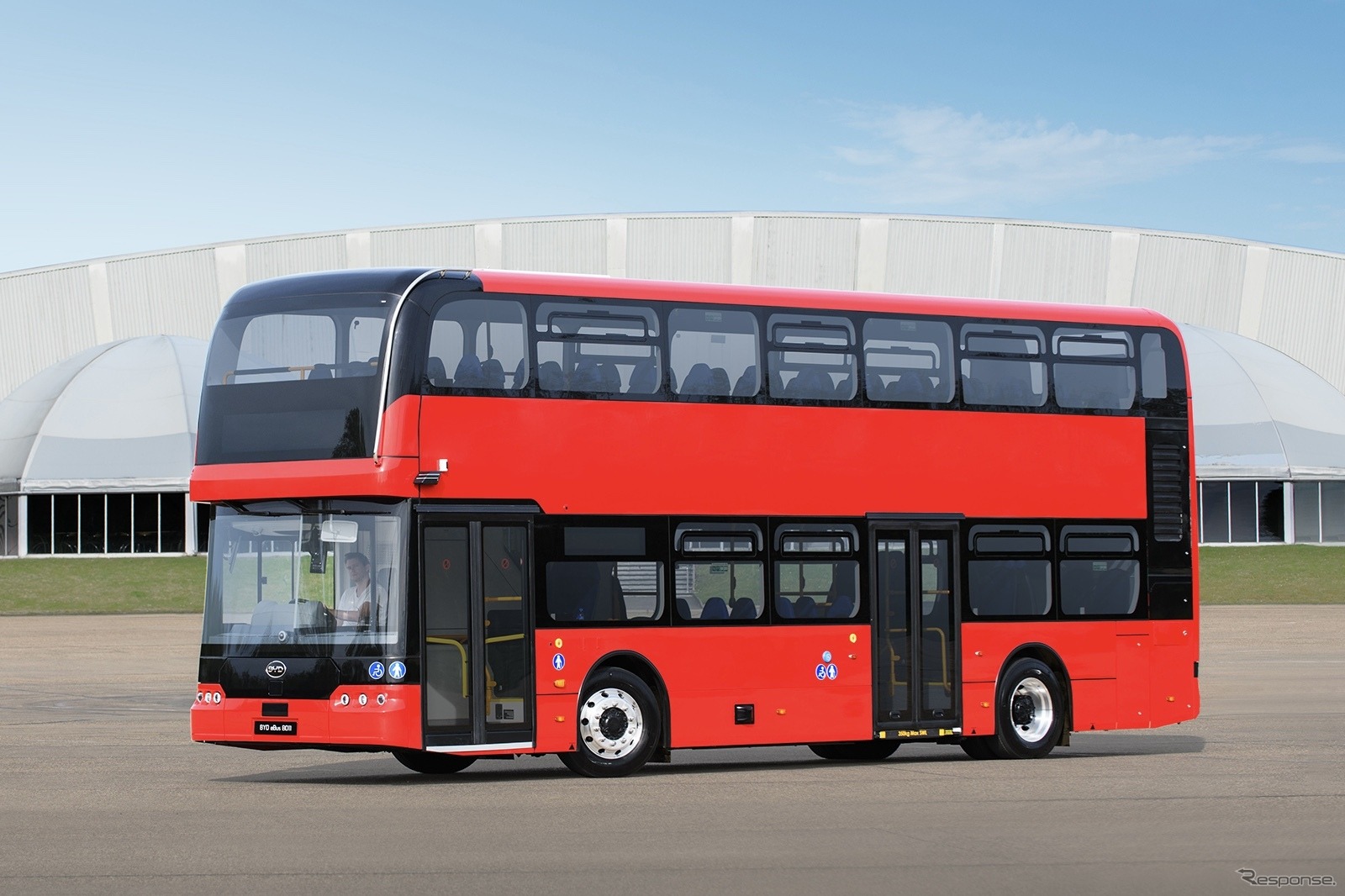 BYDの新型電動2階建てバス『BD11』