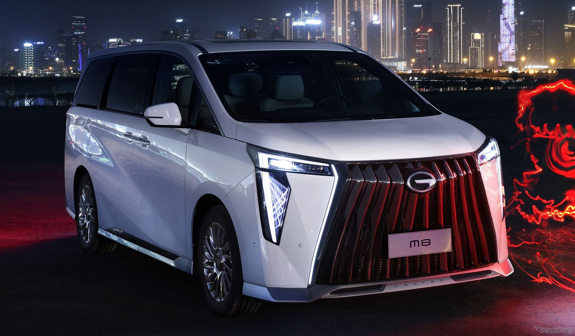 GACグループ（広州汽車集団）の M8 新型