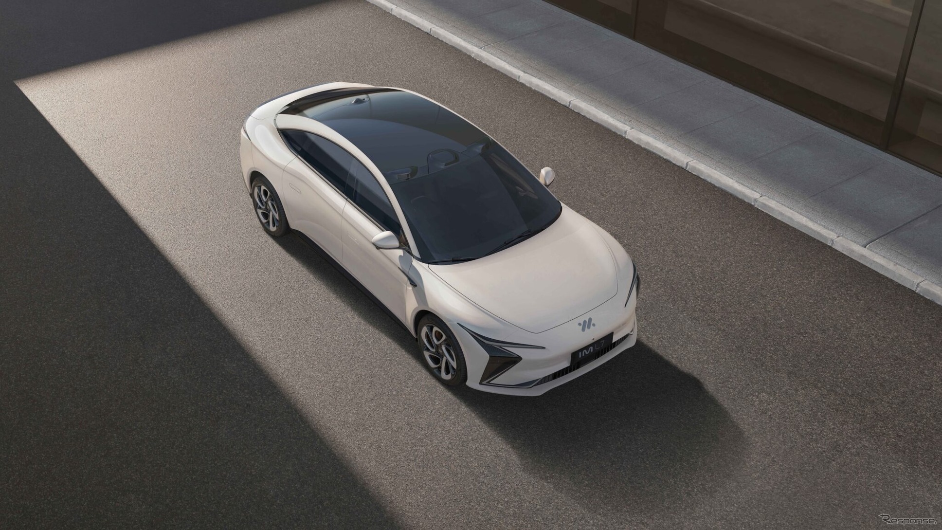 上海汽車のEVブランド「IM」の新型セダン『L6』