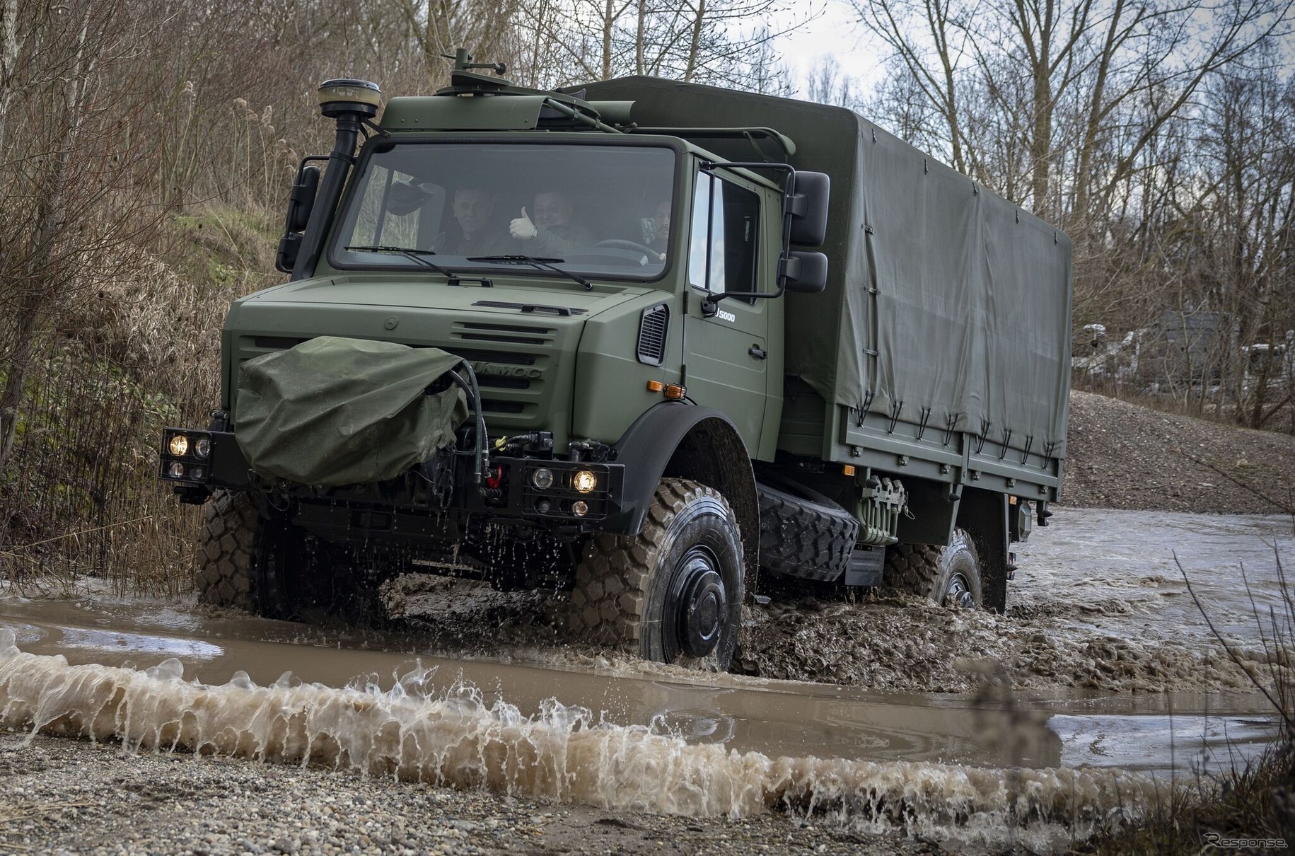 メルセデスベンツ・ウニモグU5000の軍用トラック仕様